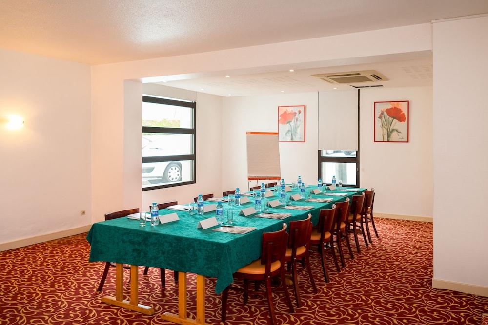 Brit Hotel Rennes Cesson Kültér fotó