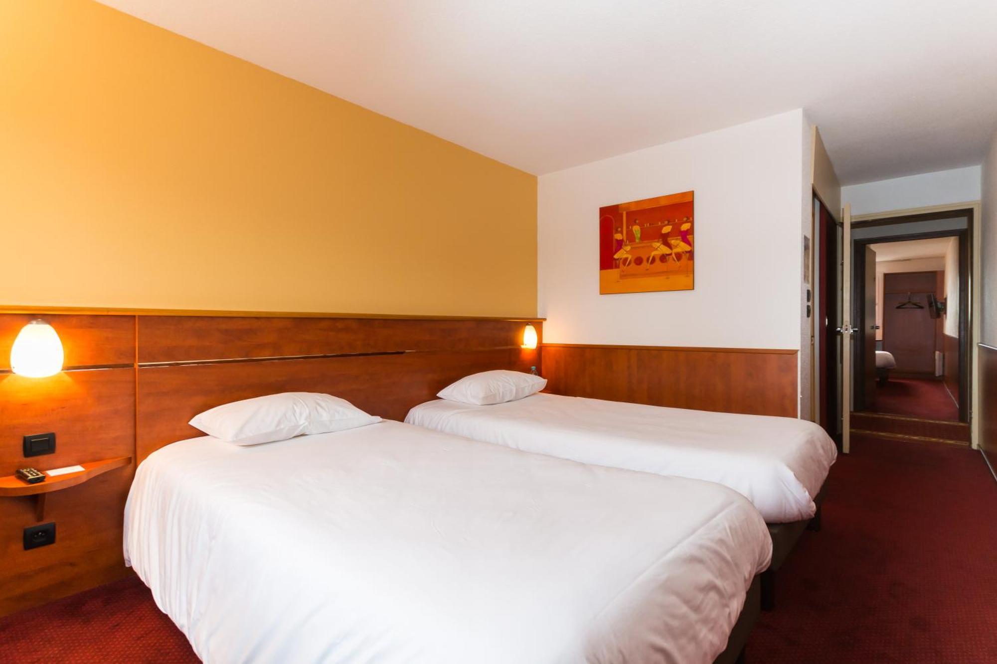 Brit Hotel Rennes Cesson Kültér fotó