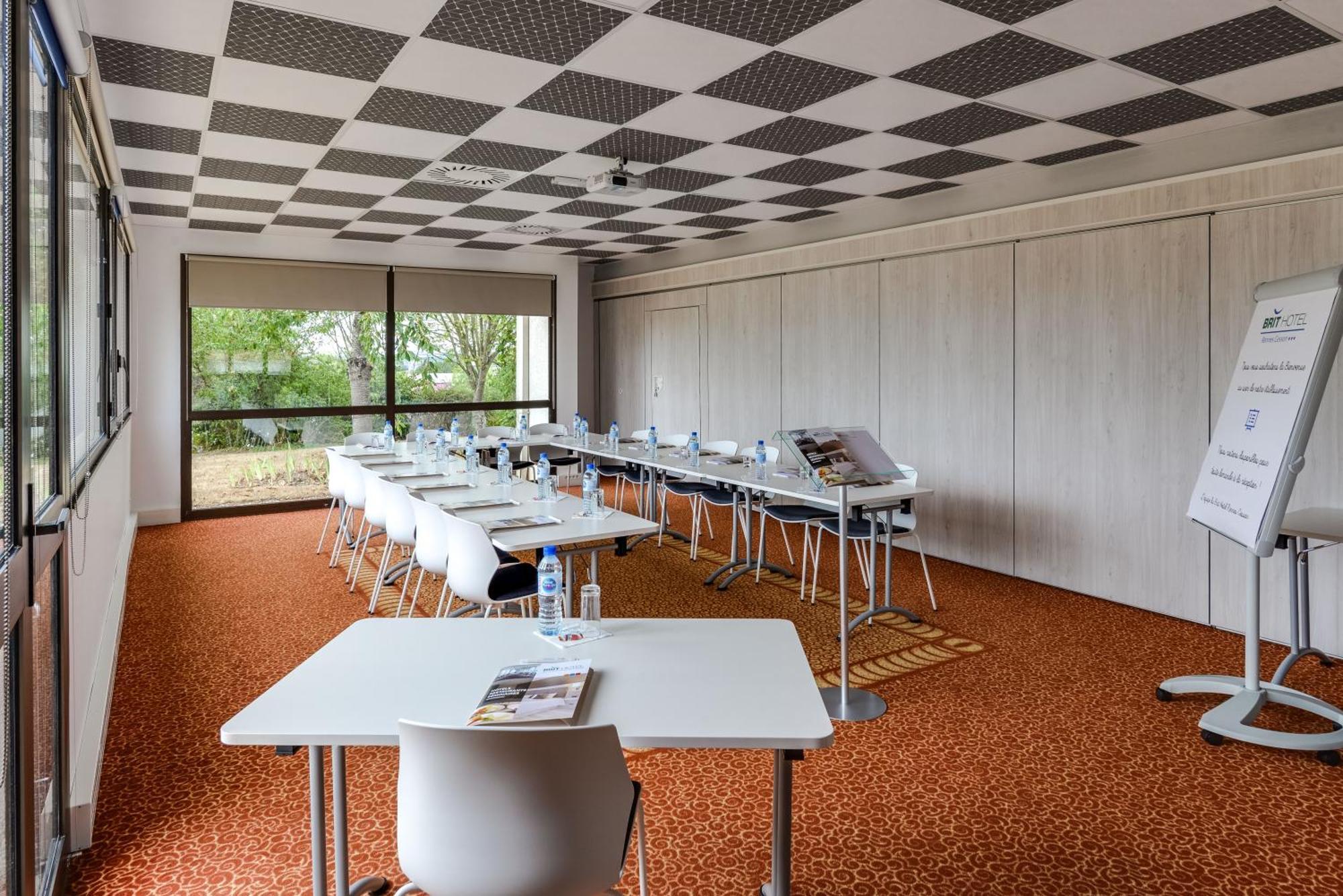 Brit Hotel Rennes Cesson Kültér fotó